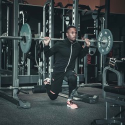 Spor Kıyafeti Spor Kıyafeti